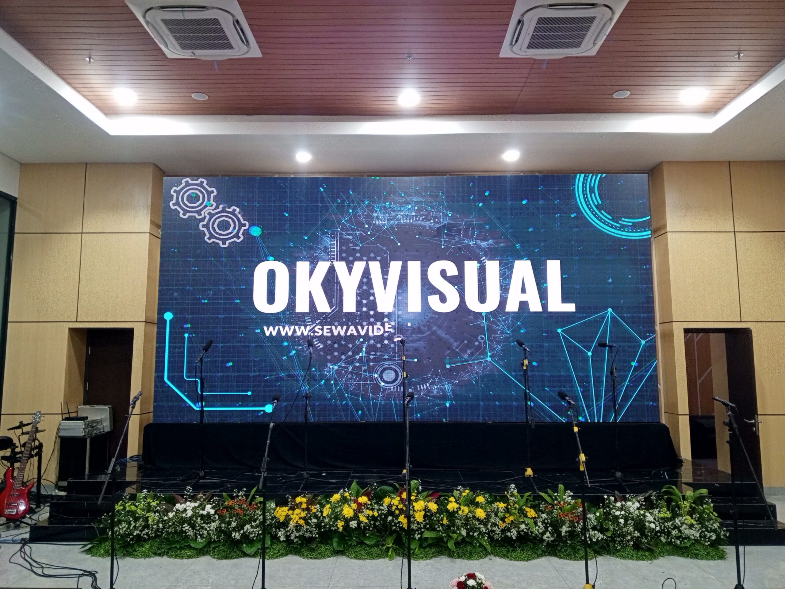 sewa videotron surabaya